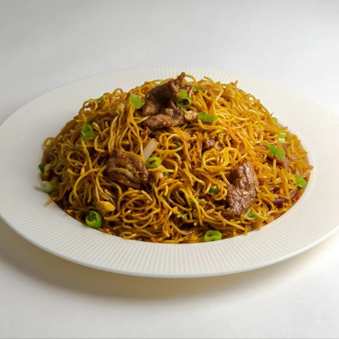 Beef Fried With Chow Mein